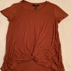 Forever 21 t- shirt